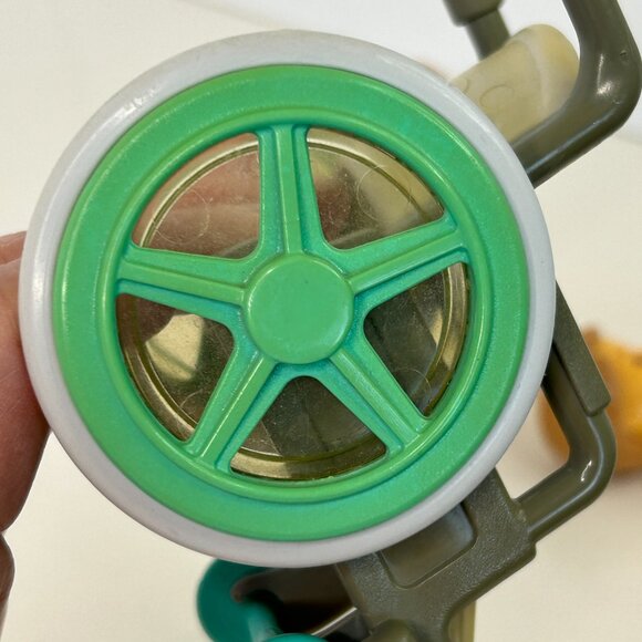 Little Tikes Place Miniatures Wheelchair and Two Friend Figures Set 1993 USA - Picture 8 of 16